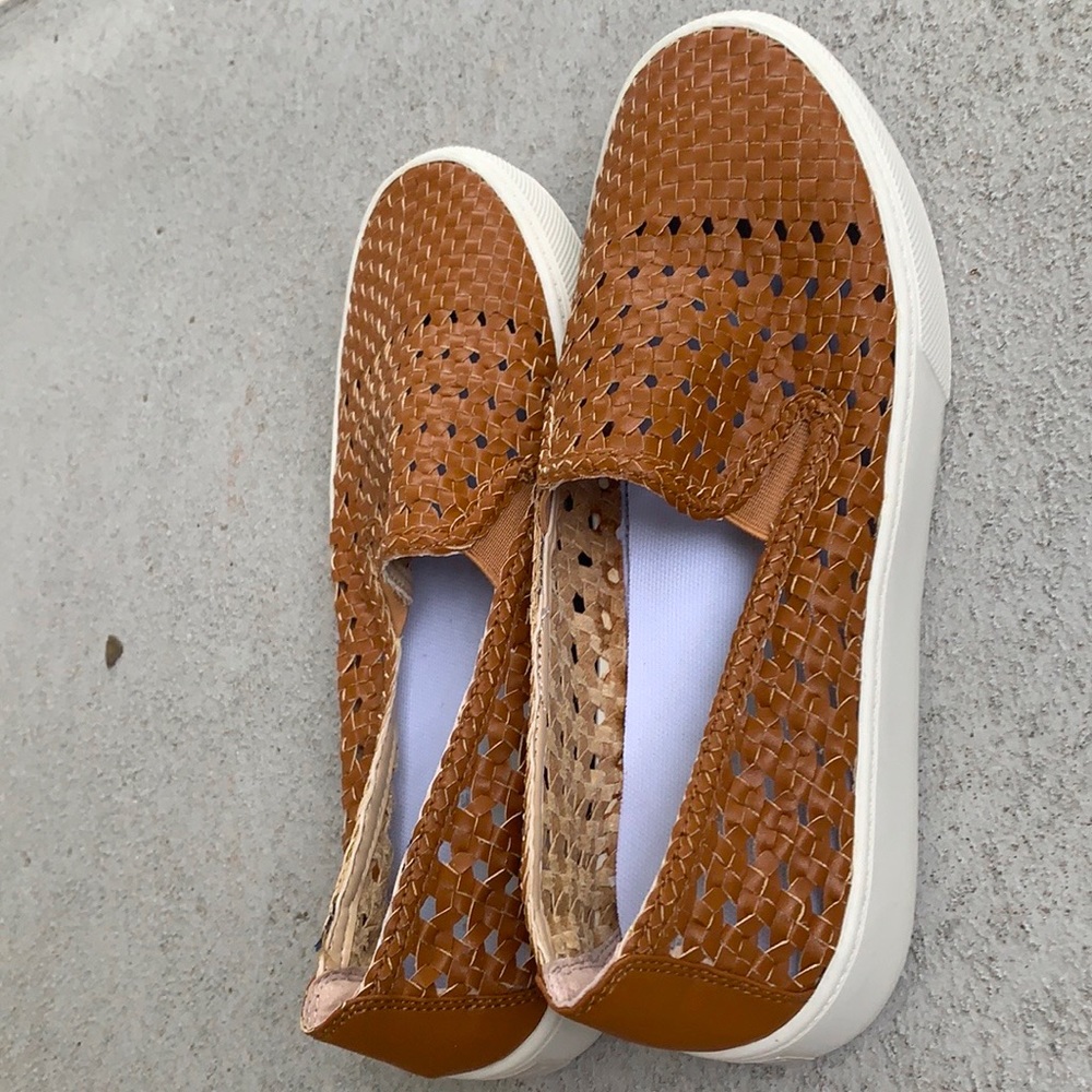 New Woman’s Marc Fisher Slip-on Shoes! Size 9